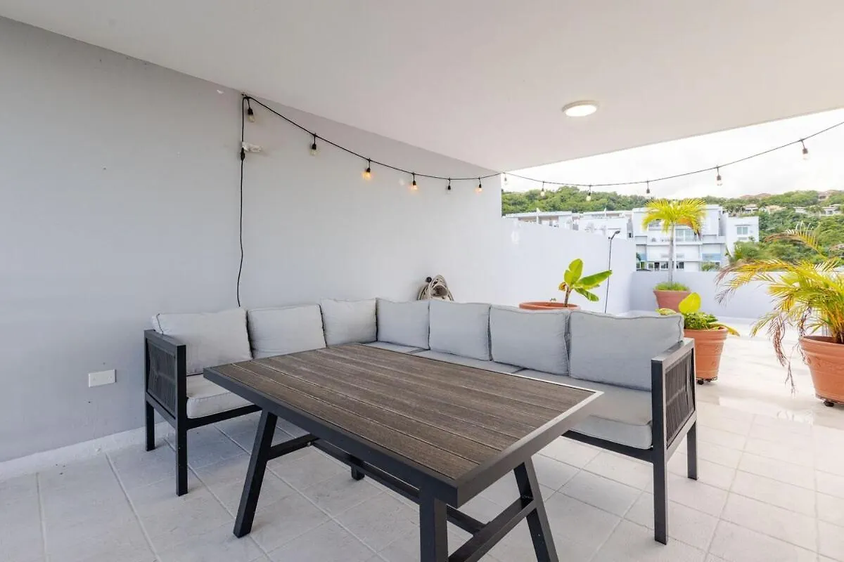 Penthouse Condo, Rooftop Terrace With Hot Tub, 6Ppl Las Coles