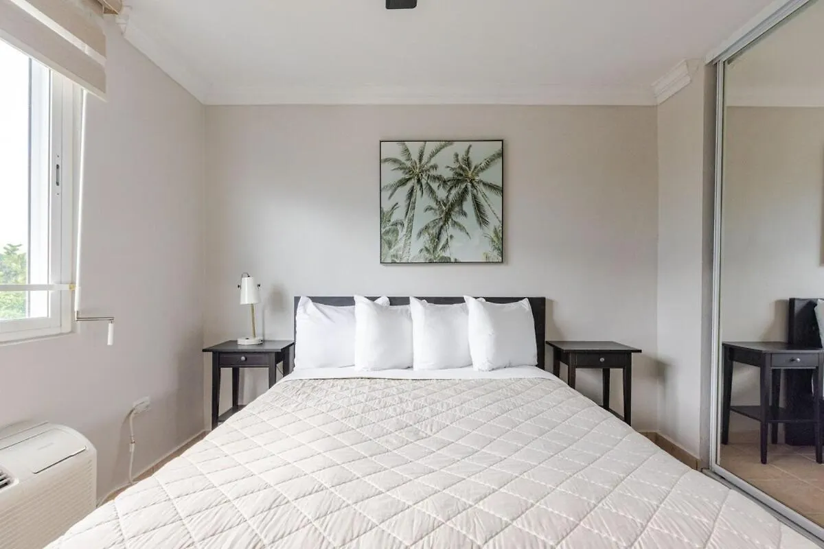 아파트 Penthouse Condo, Rooftop Terrace With Hot Tub, 6Ppl Las Coles